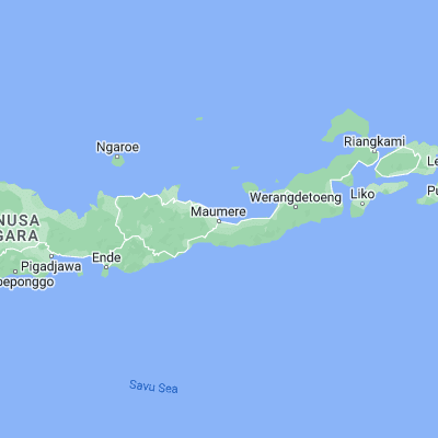 Map showing location of Maumere (-8.619900, 122.211100)