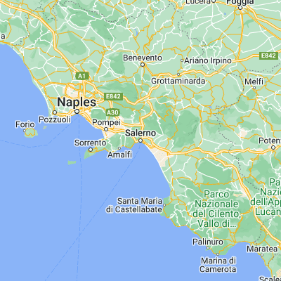 Map showing location of Salerno (40.677970, 14.765990)